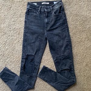 Levi mile high super skinny